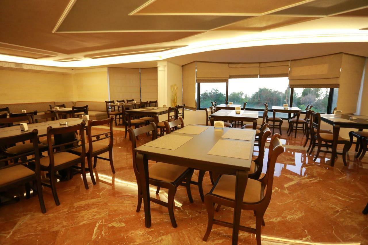 Adma wa Dafneh Nine Seven Hotel מראה חיצוני תמונה