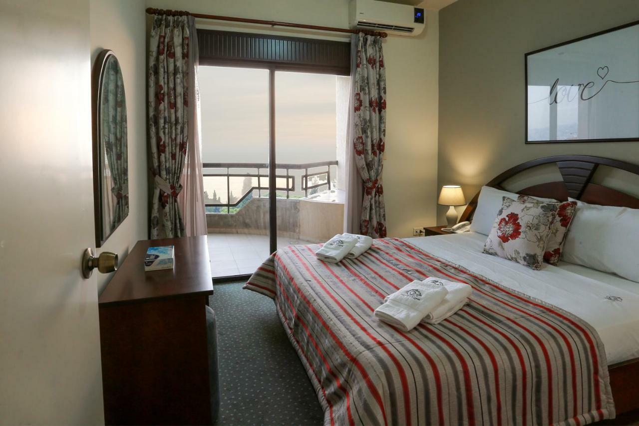 Adma wa Dafneh Nine Seven Hotel מראה חיצוני תמונה